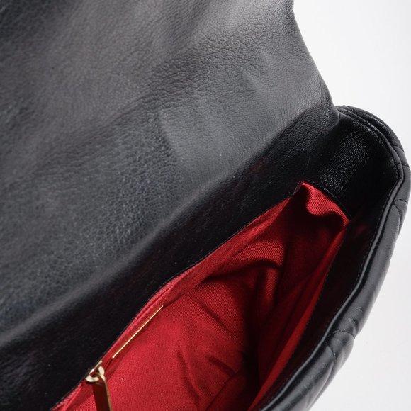 Chanel 19 Large Black Lambskin Quilted Handbag - Picture 10 of 14